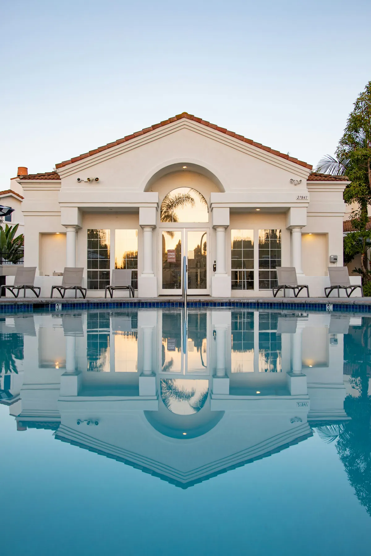 Max's Billionaires row property photo 3