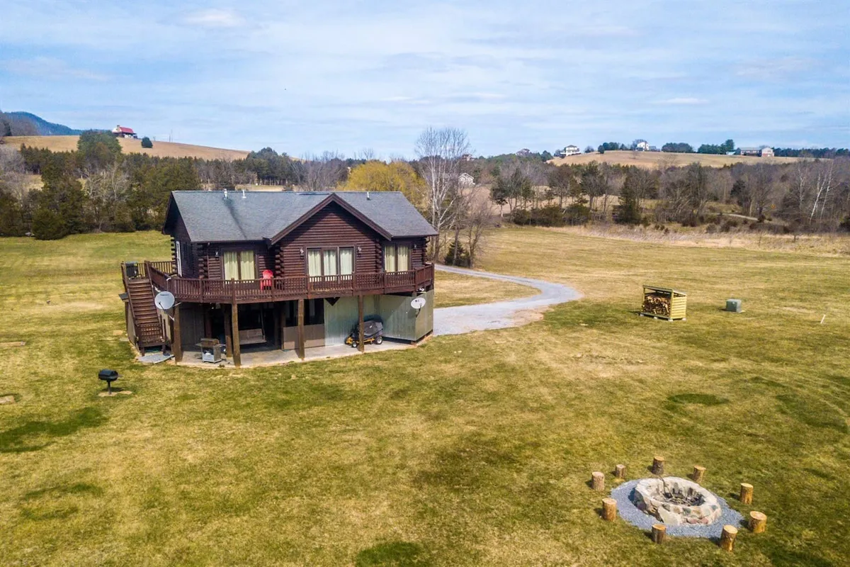 Poppy's Hideaway on the Shenandoah River #3