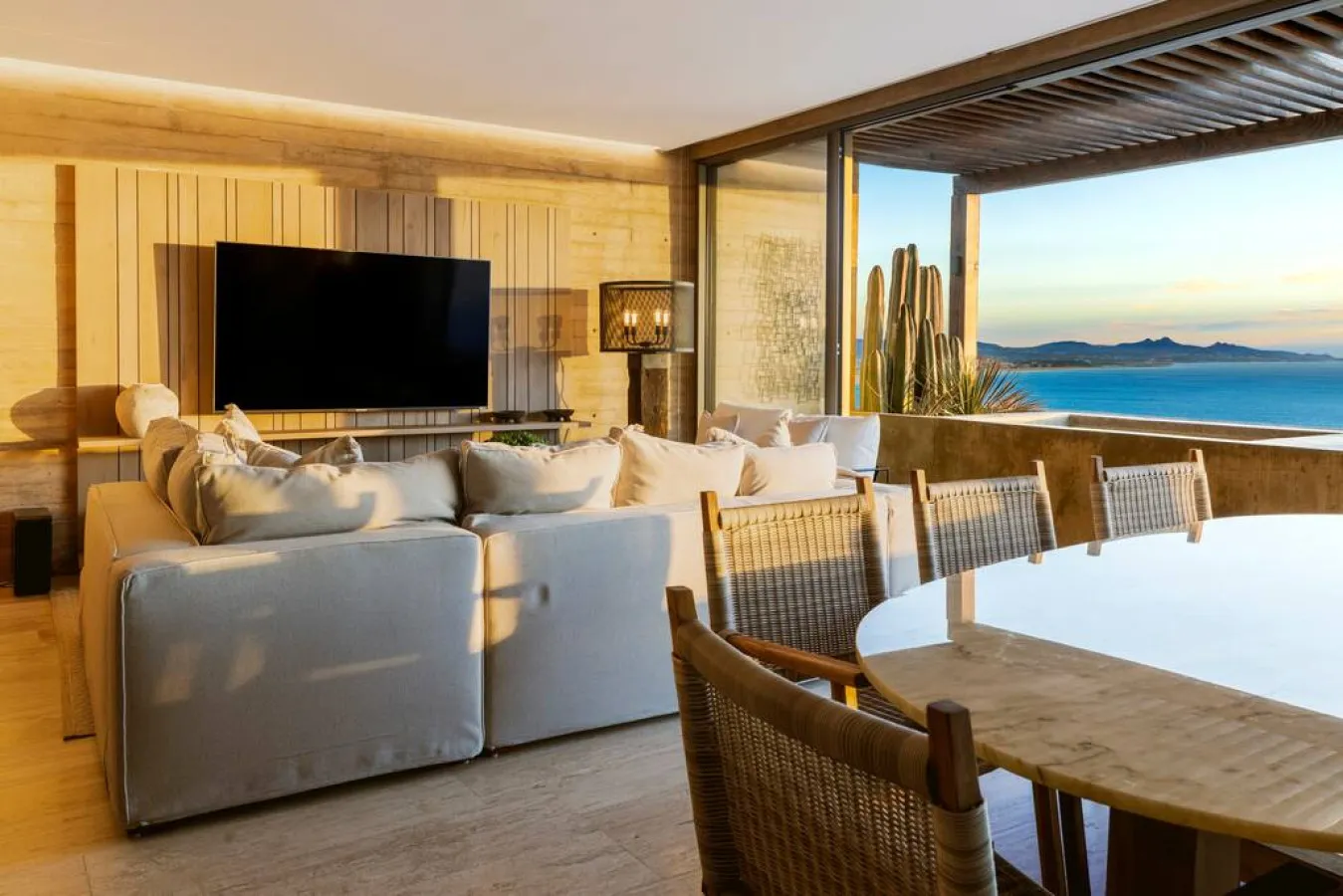 3BD - Private Hot Tub - Stunning Views (QA Test)