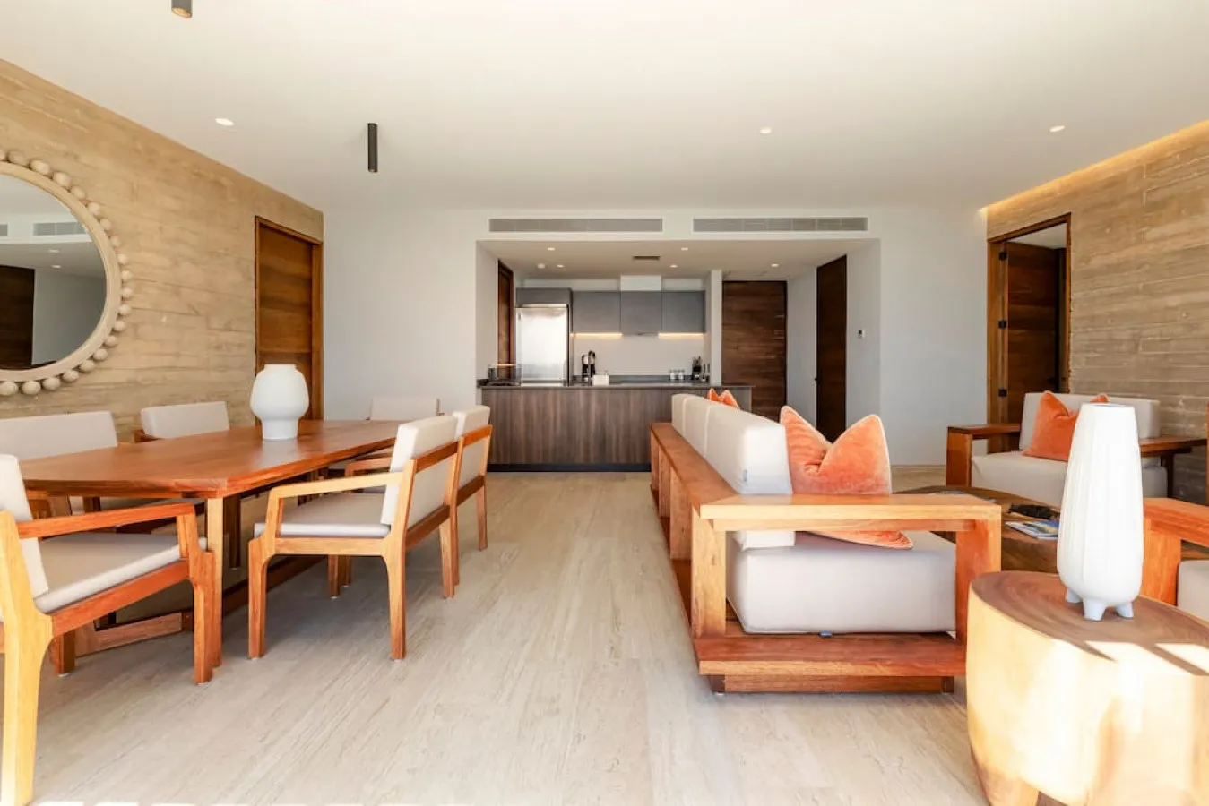 Living Room - Image 2