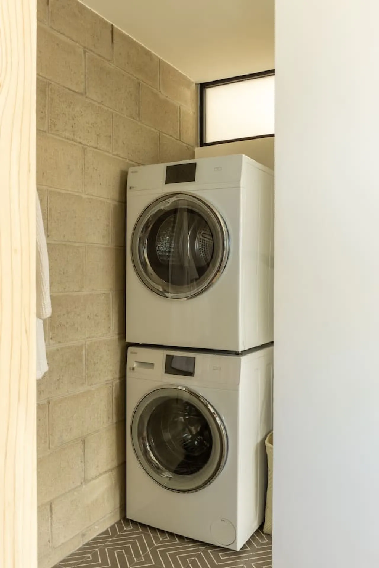 Laundry Room - Image 1