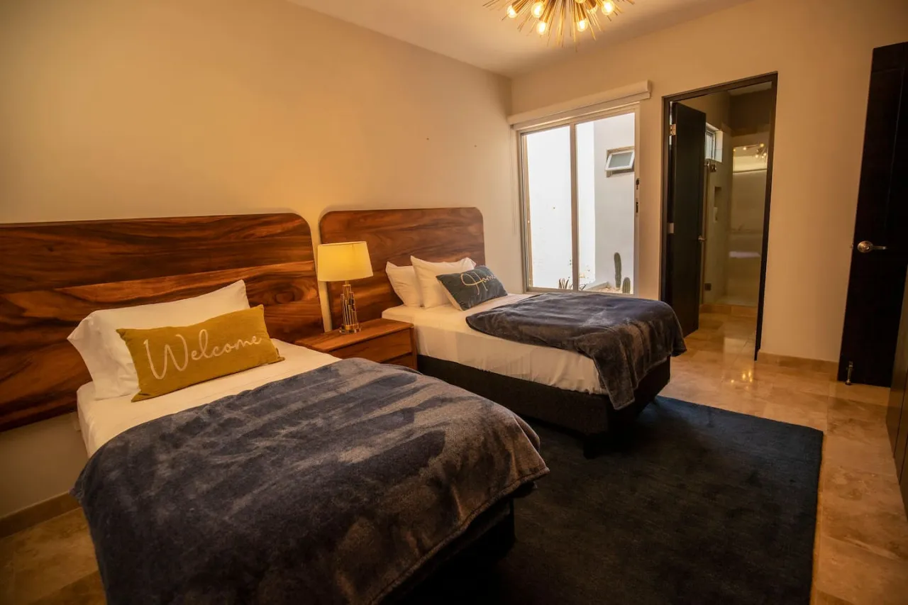 Stunning 2BR Oceanview Contemporary Condo in Cabo