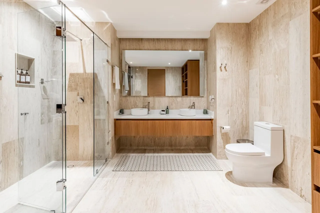 Bathroom 2 - Image 1