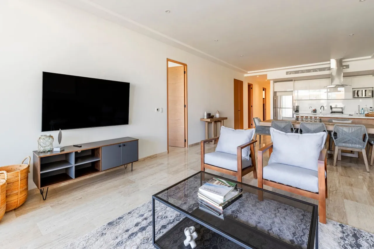 Living Room - Image 1