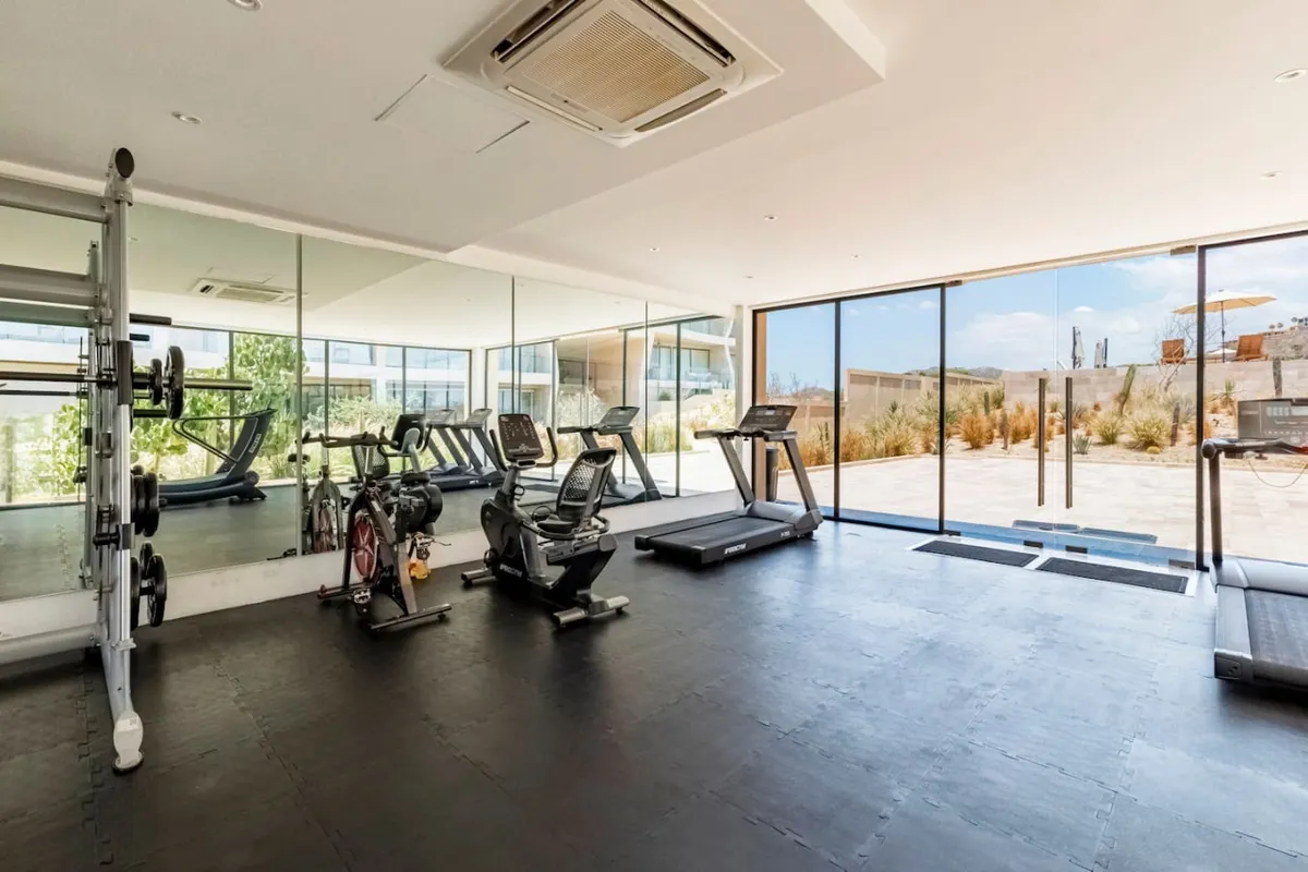 15 Guests - Mistiq Cabo