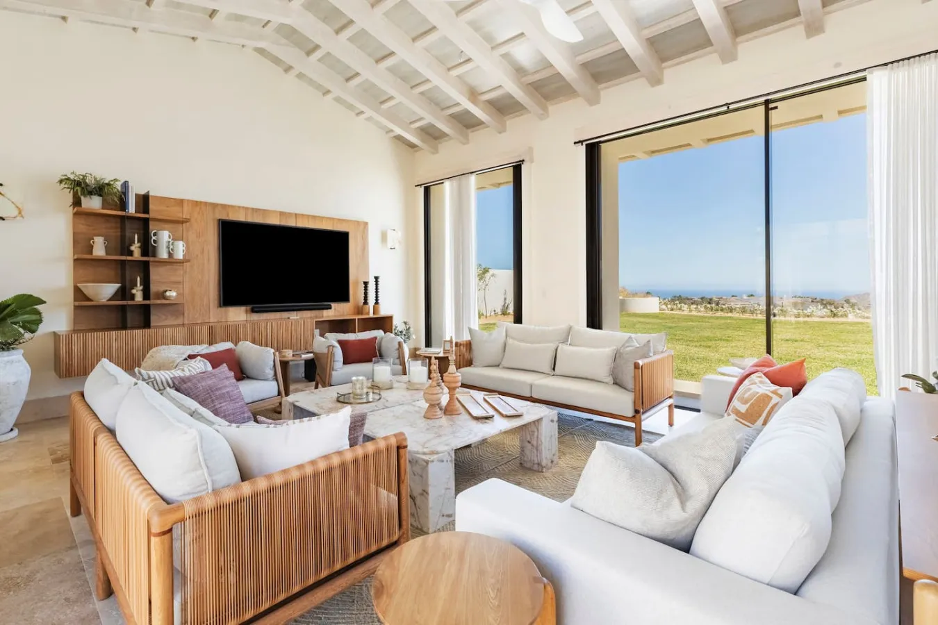 Living Room - Image 1