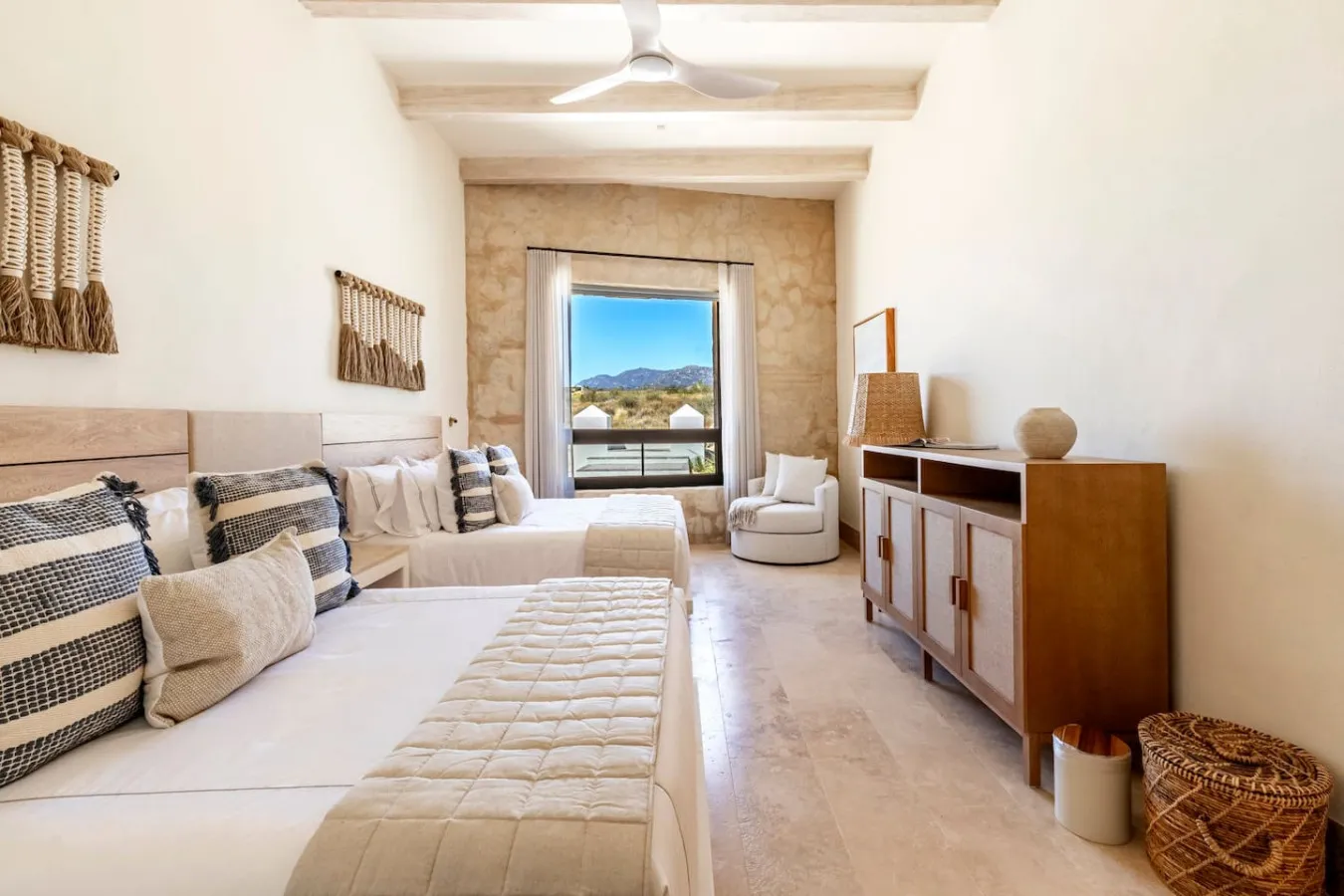 Bedroom 1 - Image 11