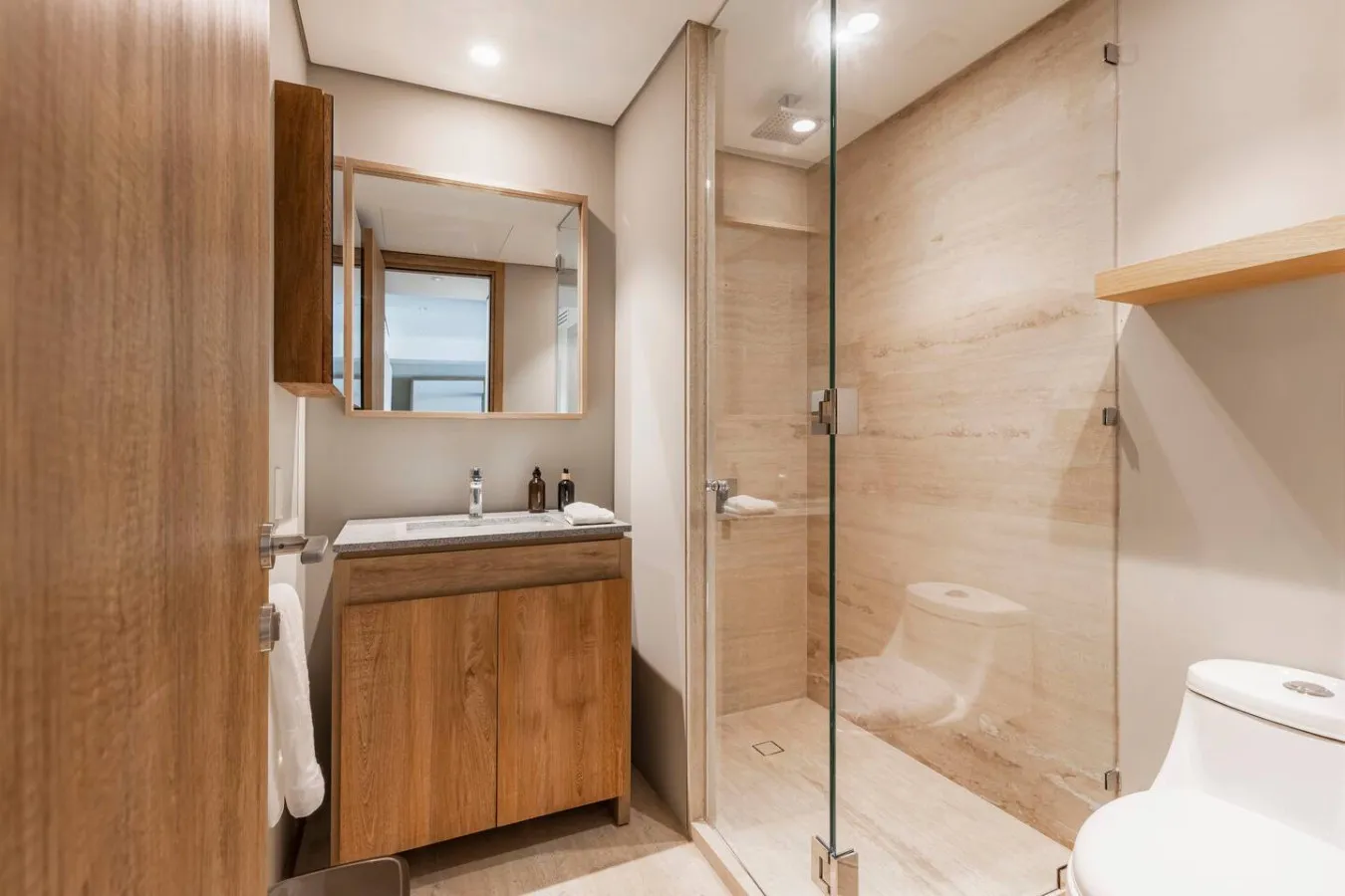 Bathroom 1 - Image 2