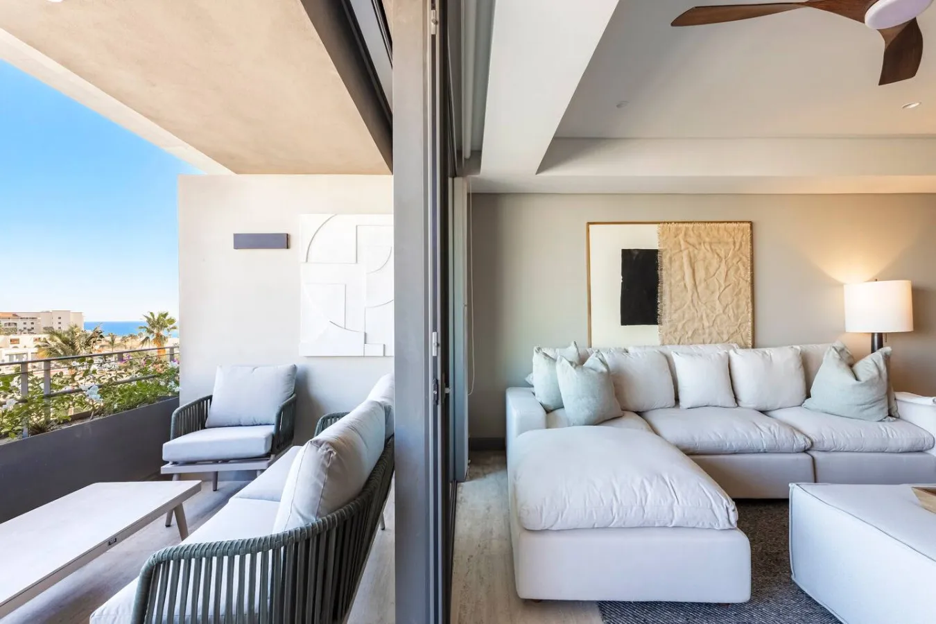 Living Room - Image 3