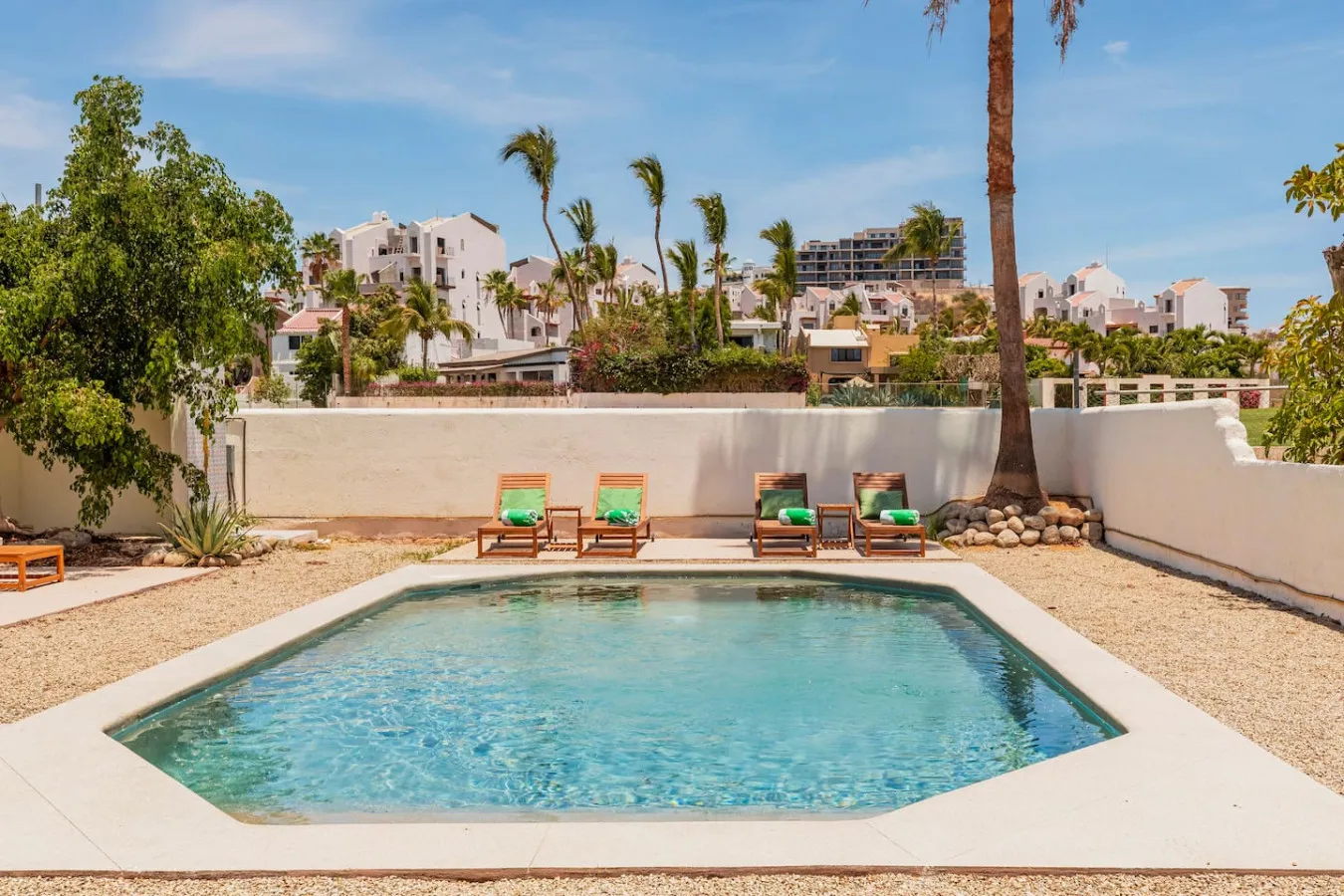 Lux 3bd Casa Anuiti, on golf, near beach, pool