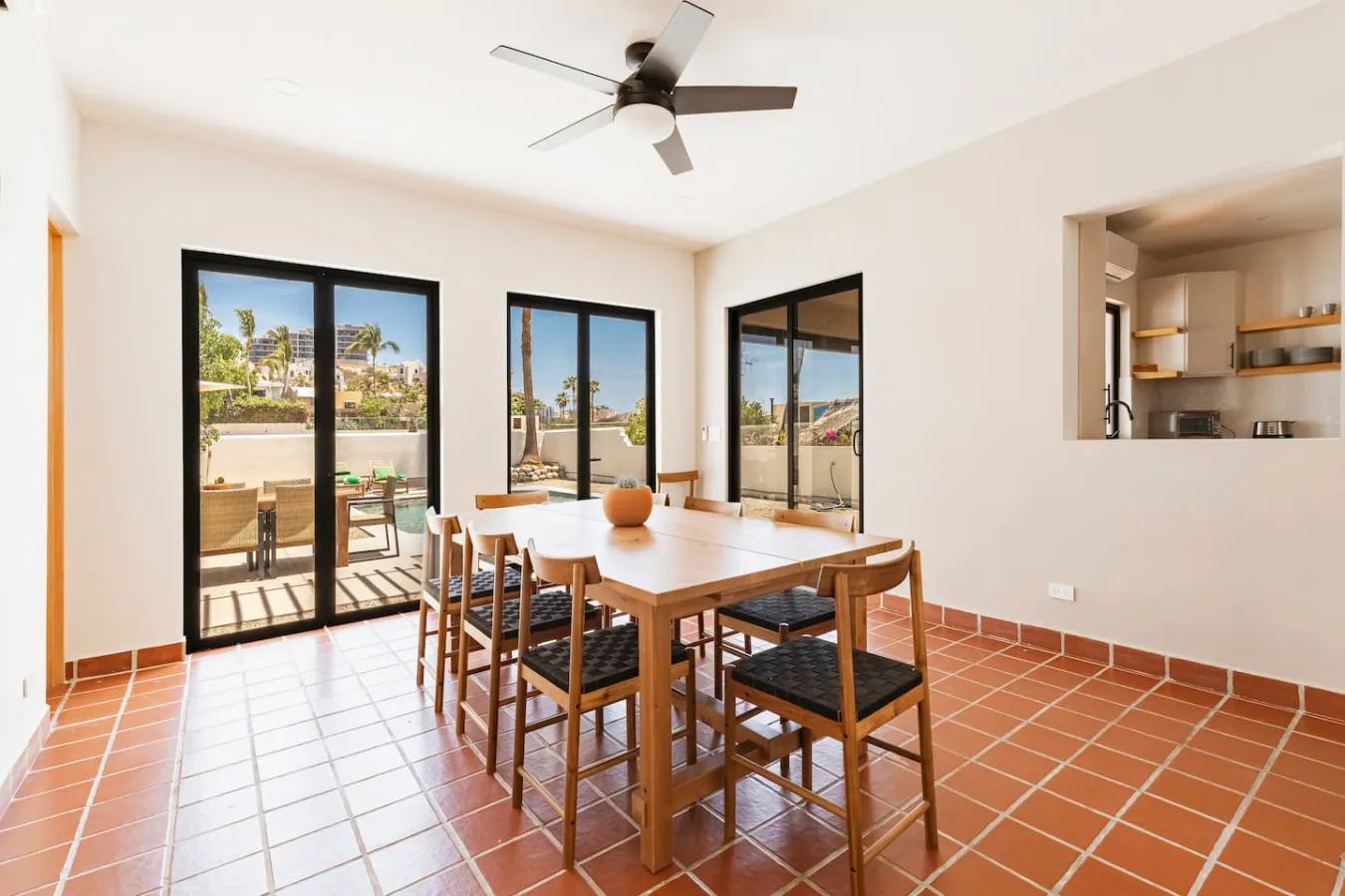 Cover photos - Image 7