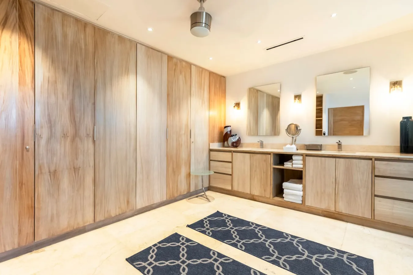 Bathroom 3 - Image 1