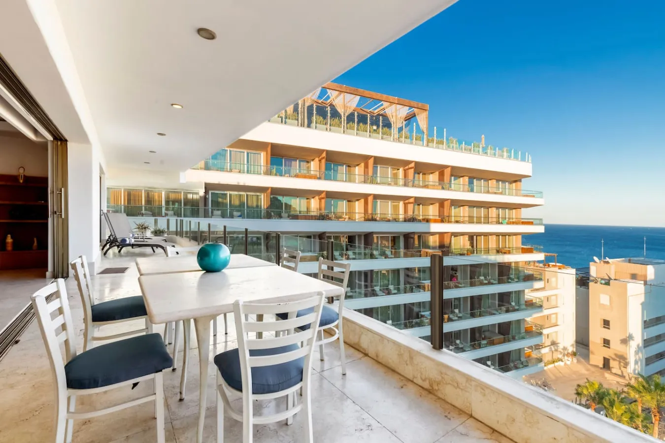 Penthouse in Cabo - Private Rooftop Pool