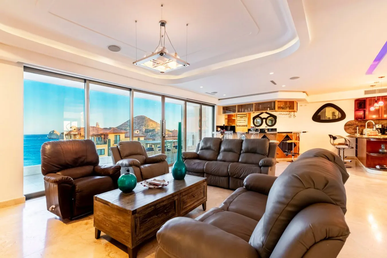 Living Room - Image 1