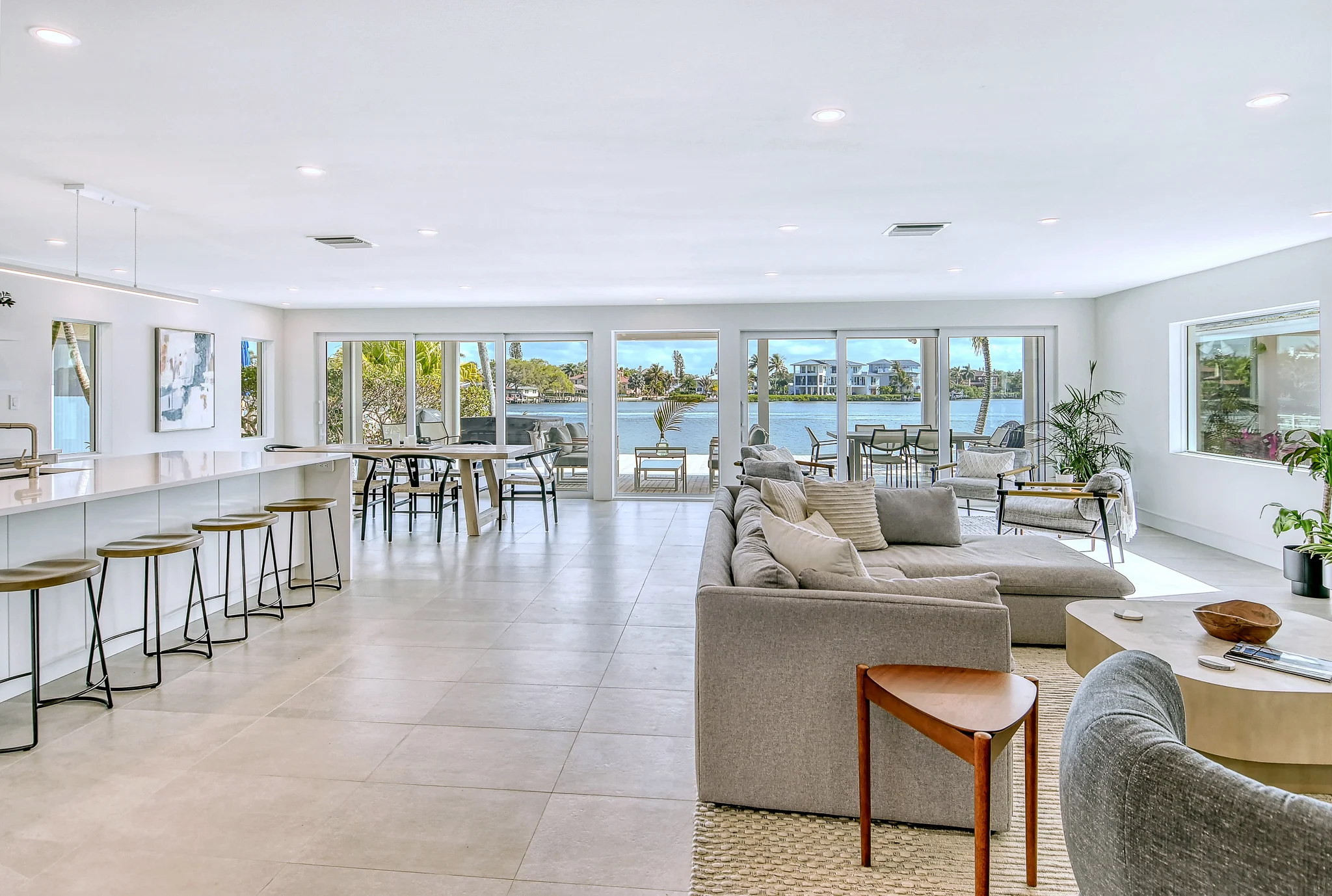 Living room - Image 3