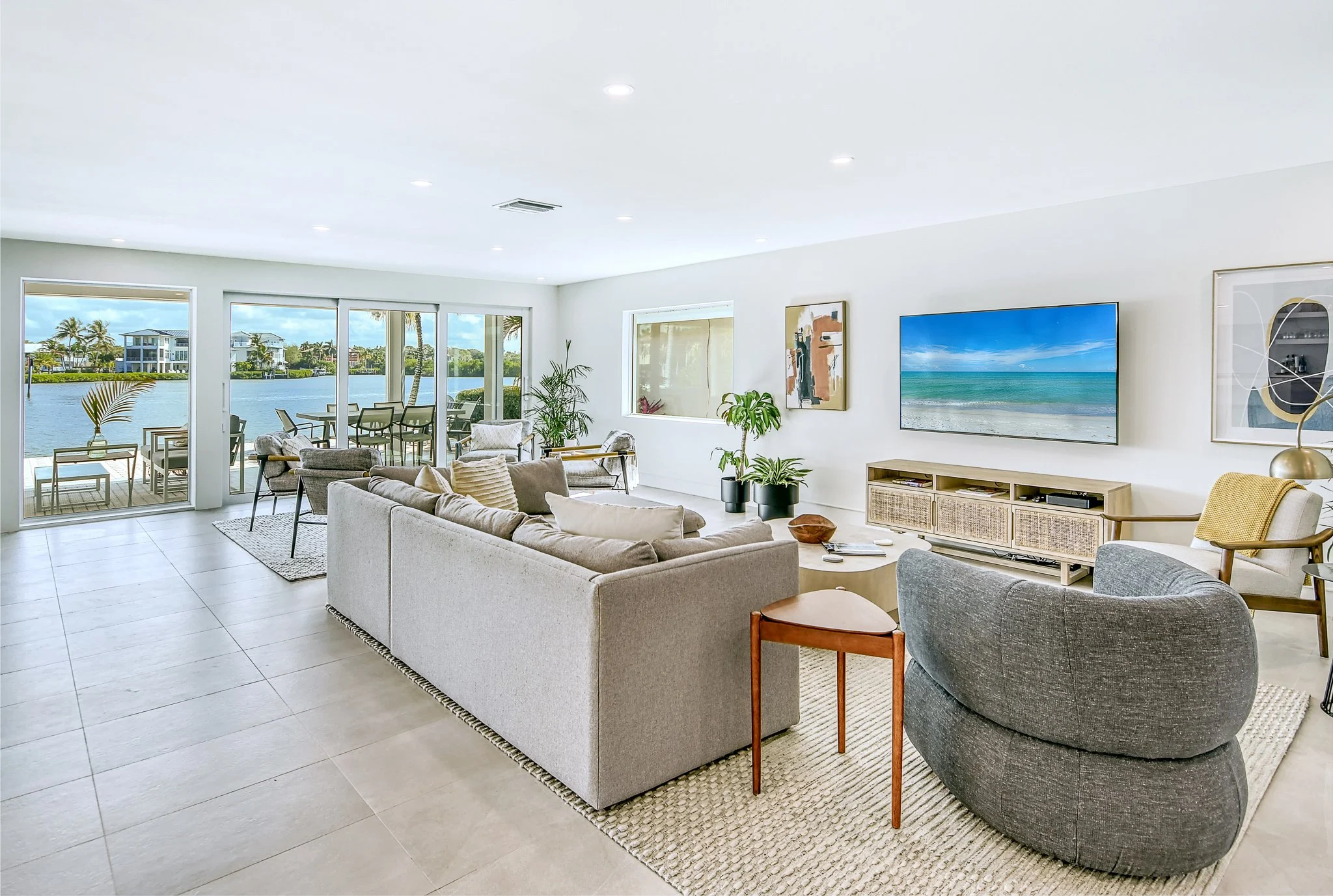 Living room - Image 1