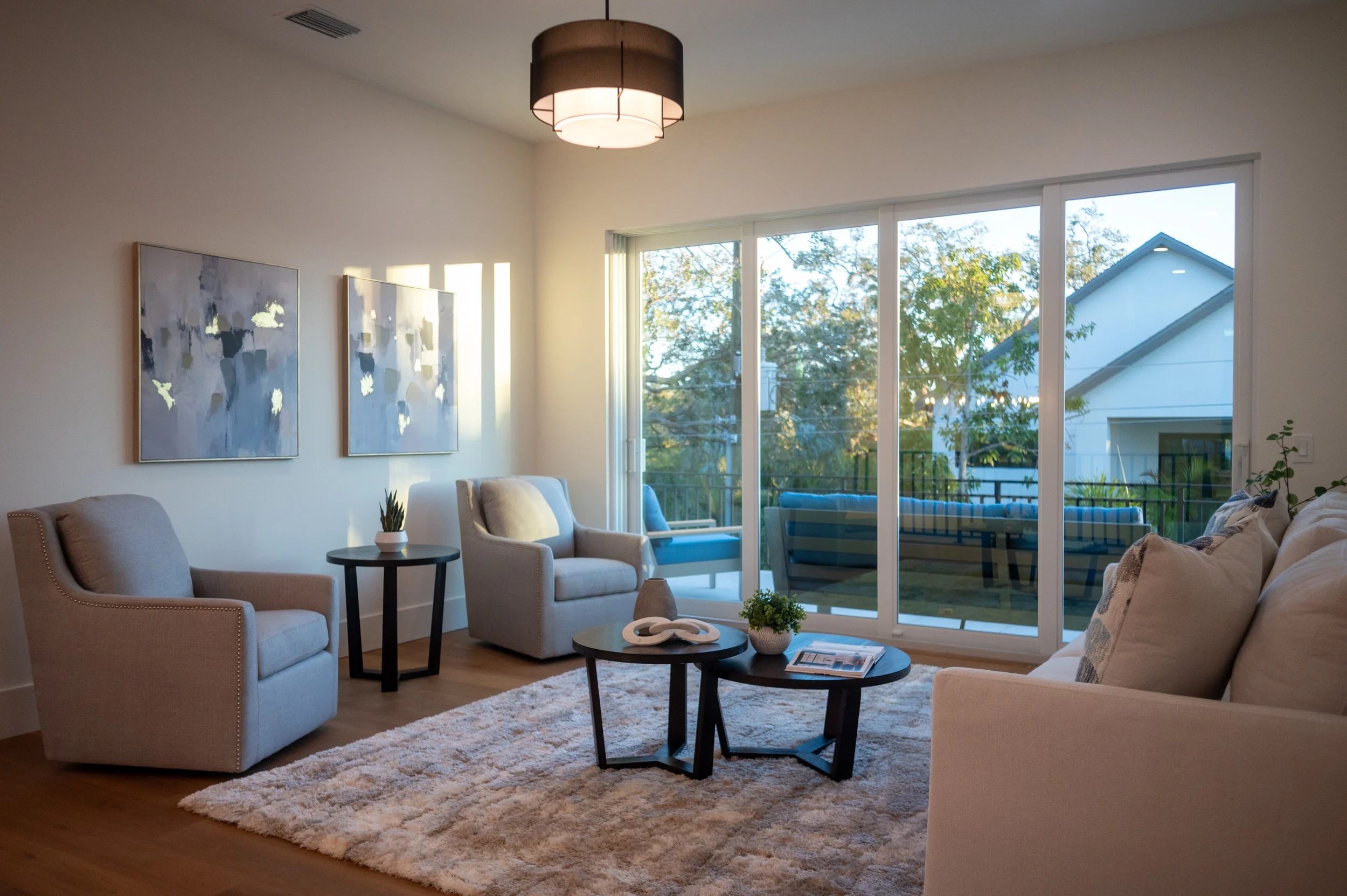 Living room - Image 4