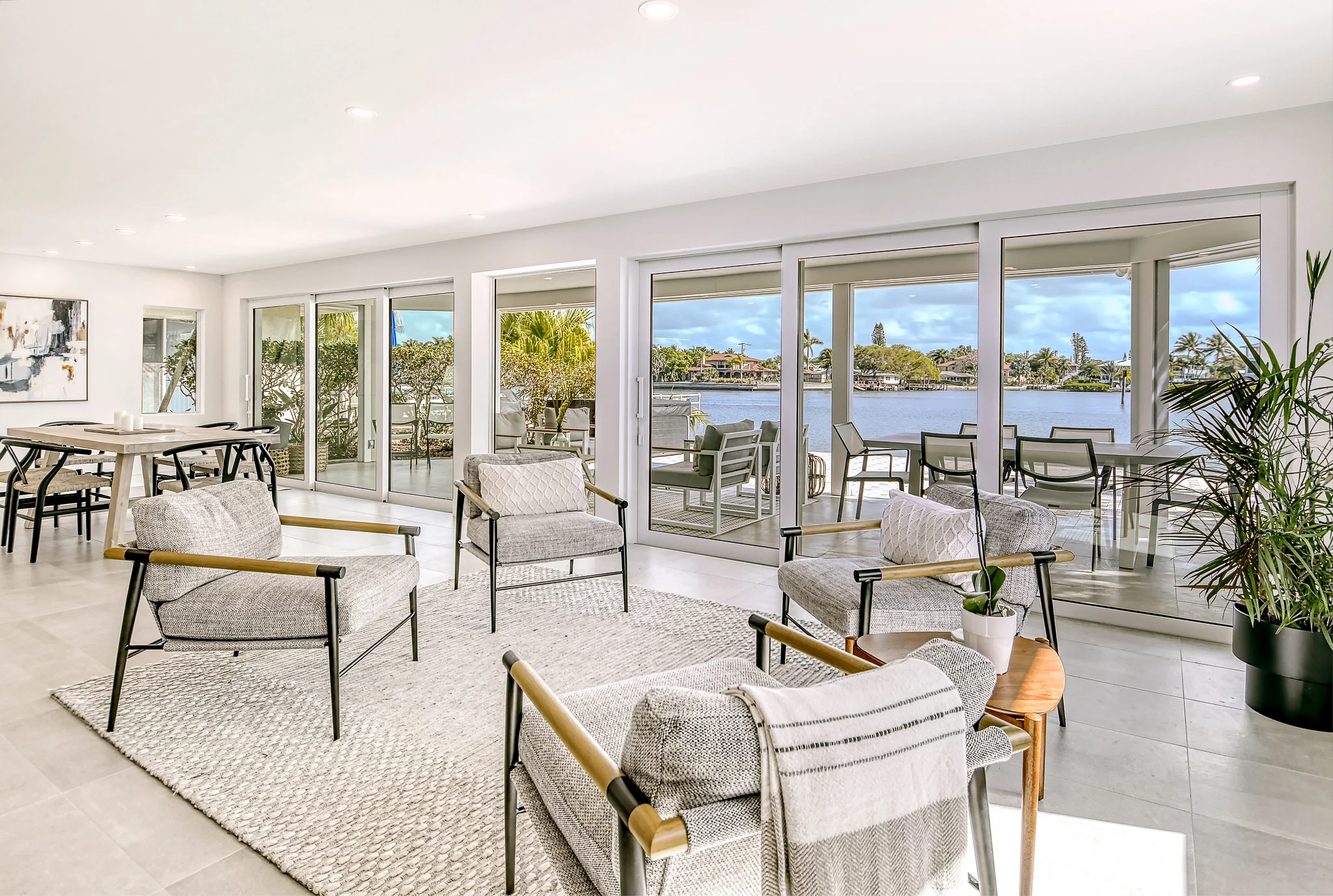 Living room - Image 4