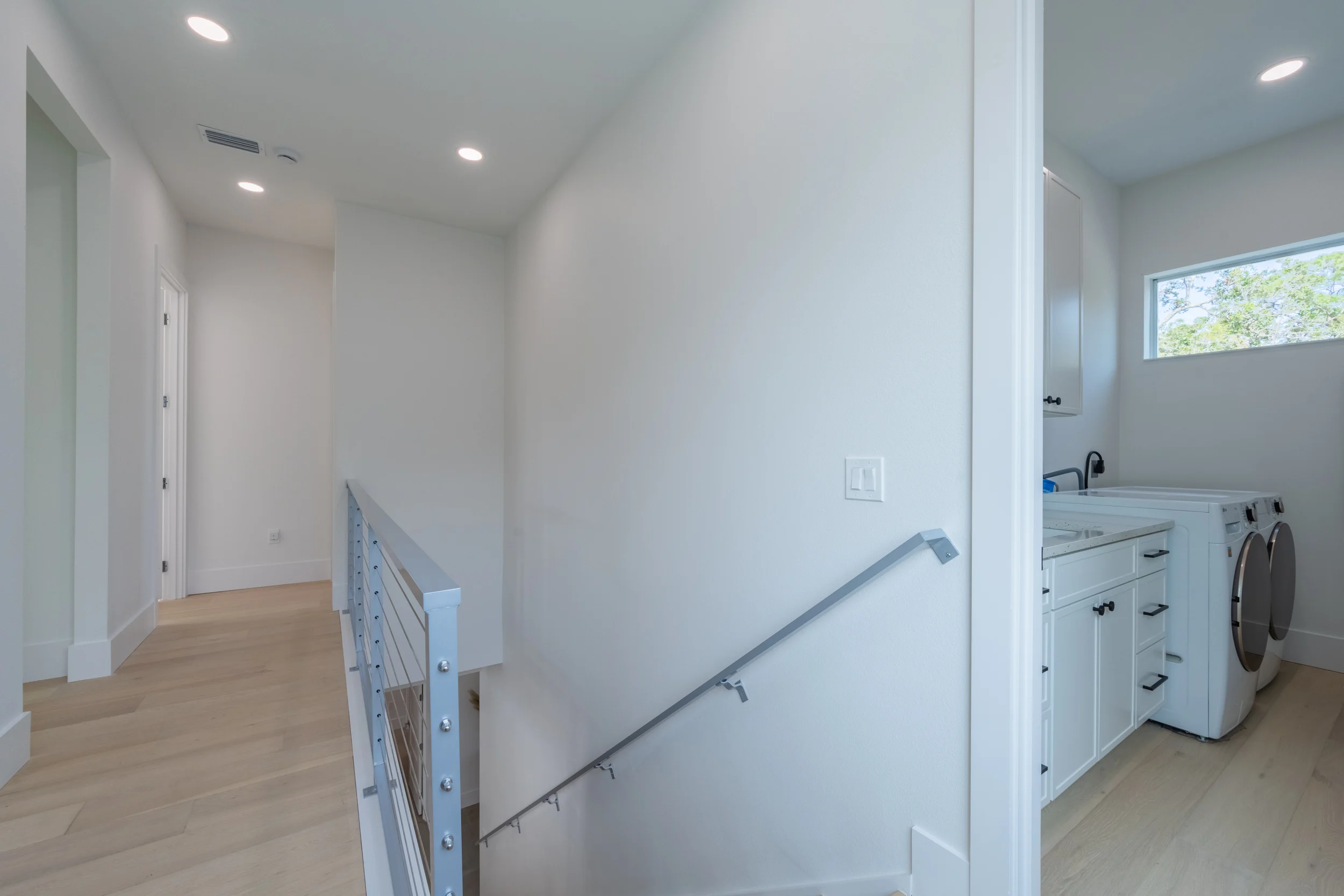 Laundry room - Image 1