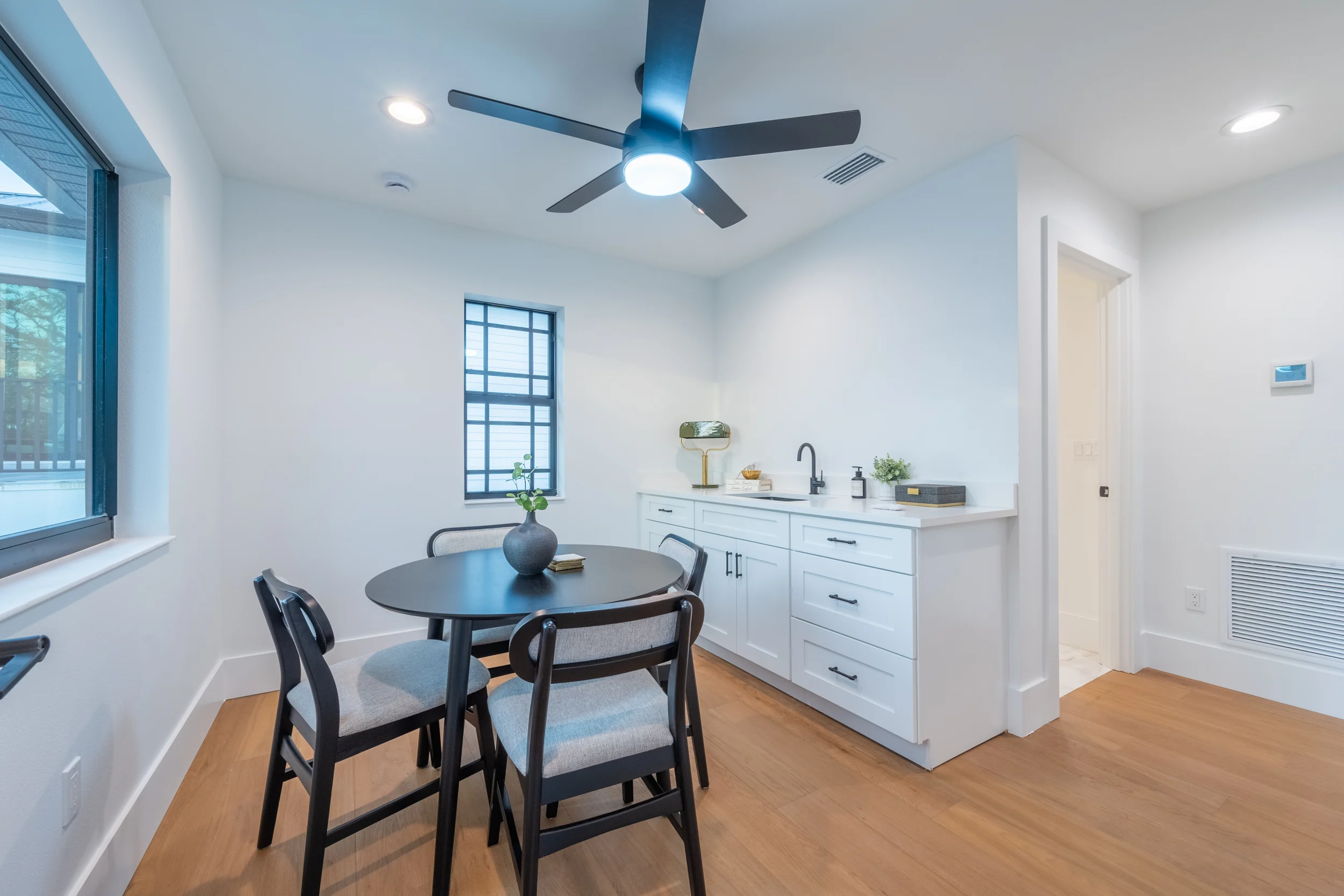 Dining room - Image 1