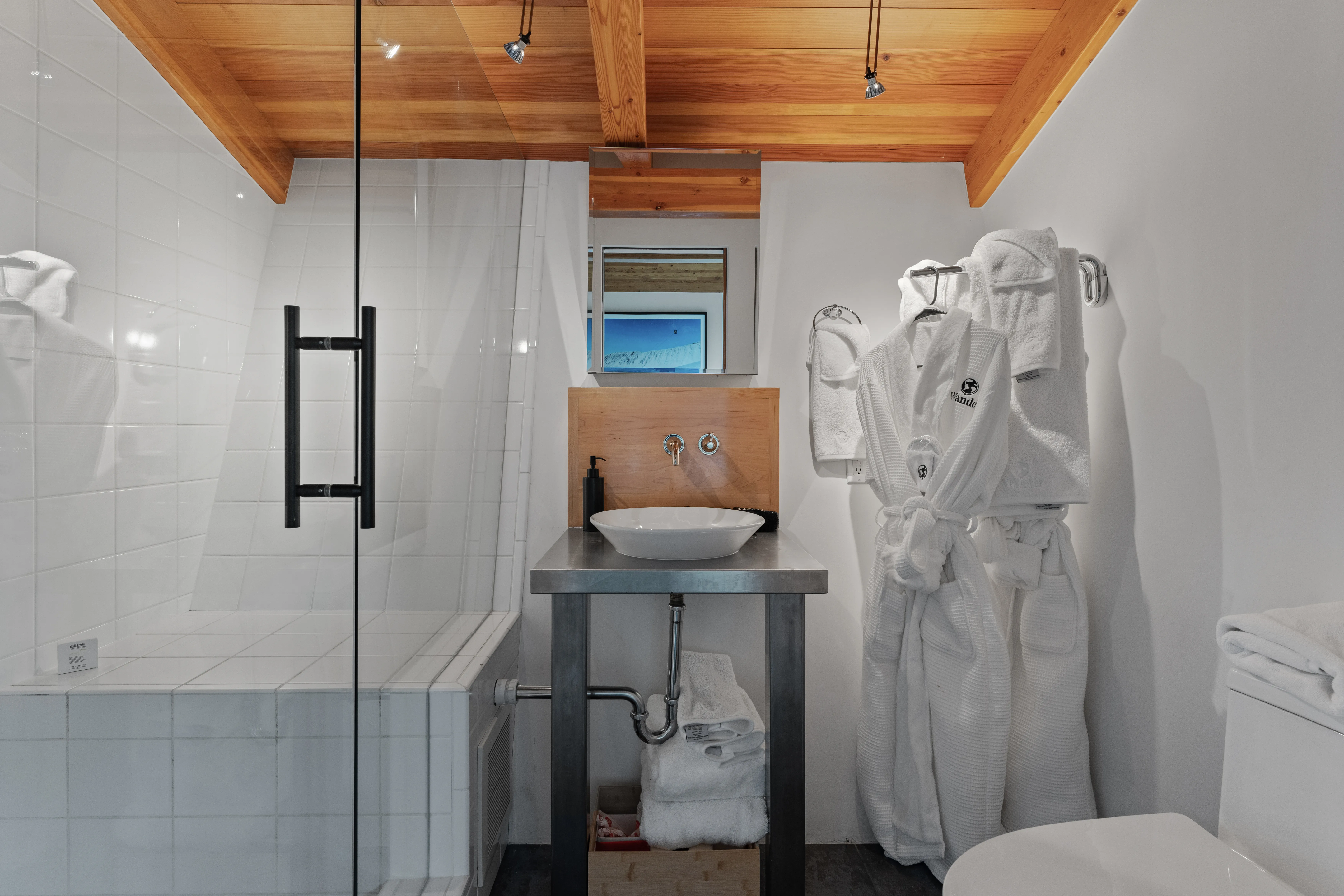 Bathroom 2 - Image 1