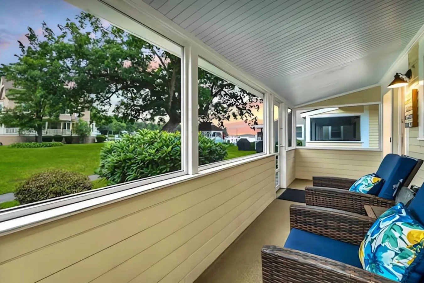 Beach Days, Poolside & Concert Nights