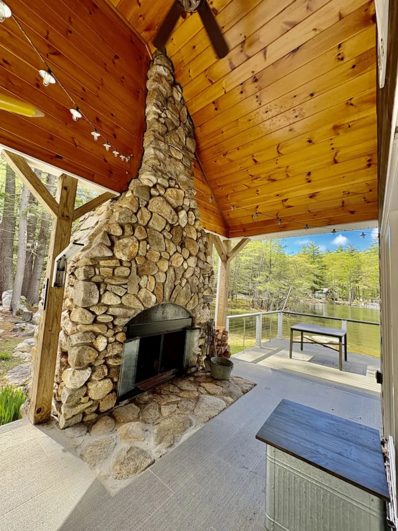 Bear Island Dockhouse - Paddle, Swim & Trails