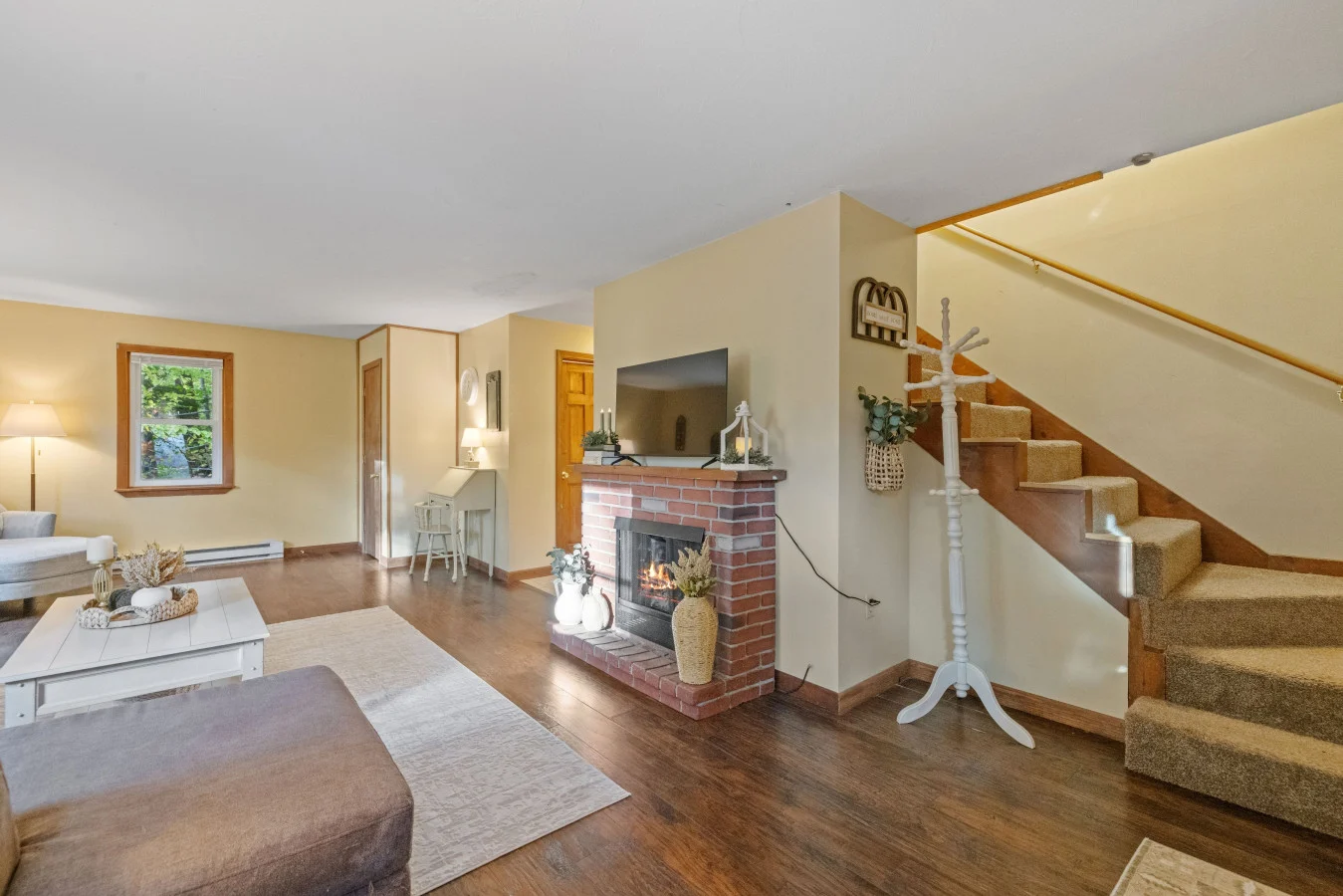 Living room - Image 3