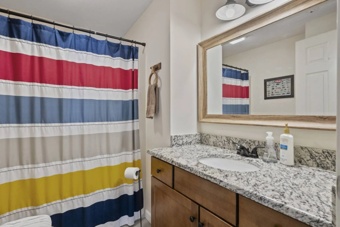 Bathroom 2 - Image 2