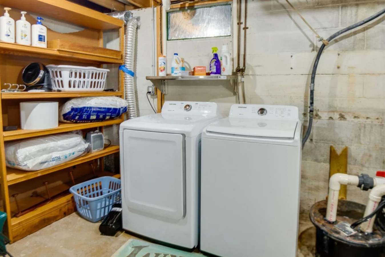 Laundry room - Image 1