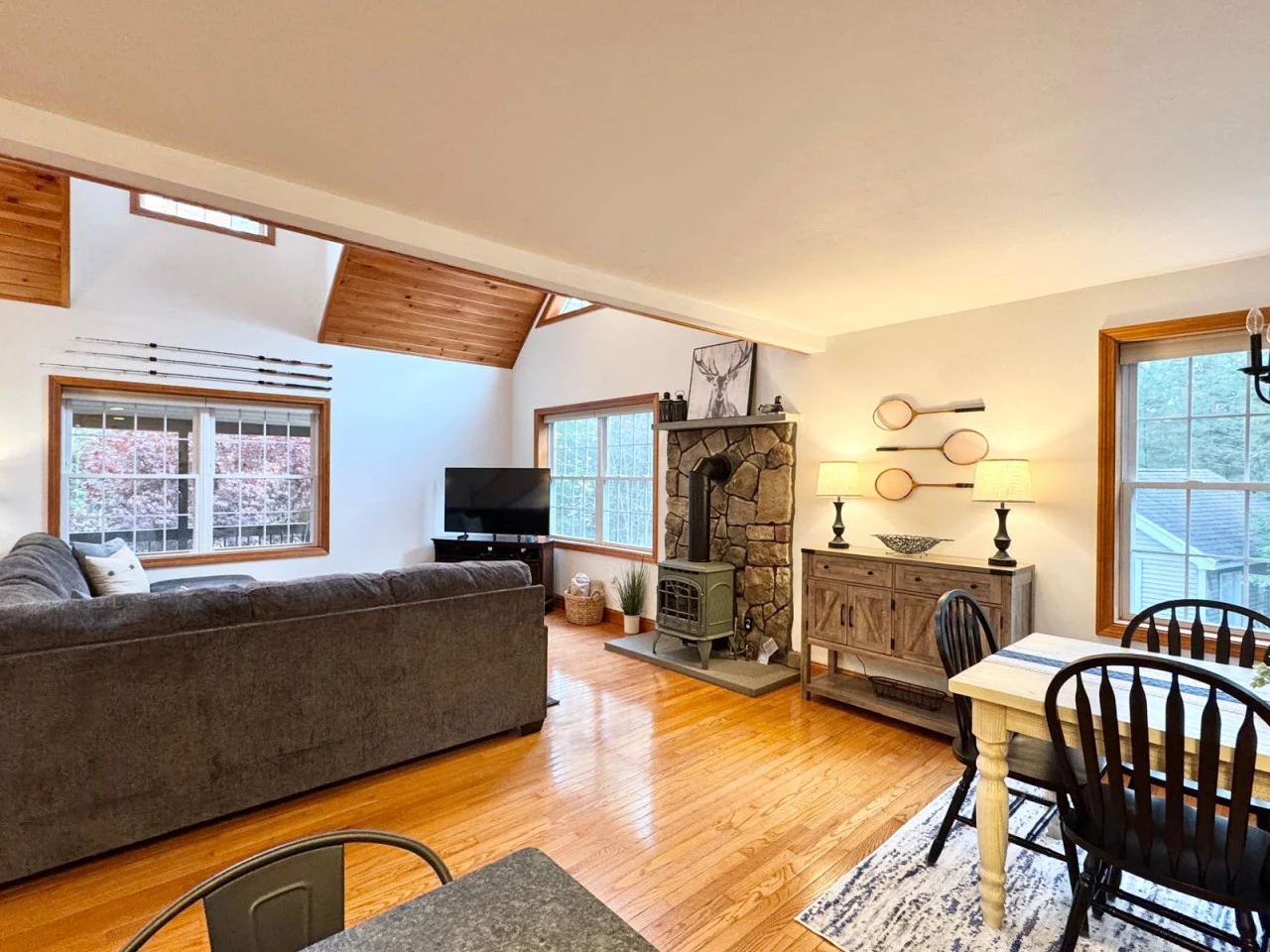 Living room - Image 1