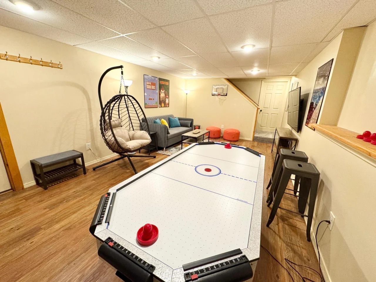 Game room - Image 1