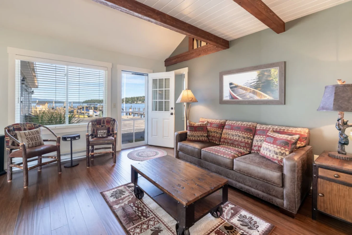 Living room - Image 1