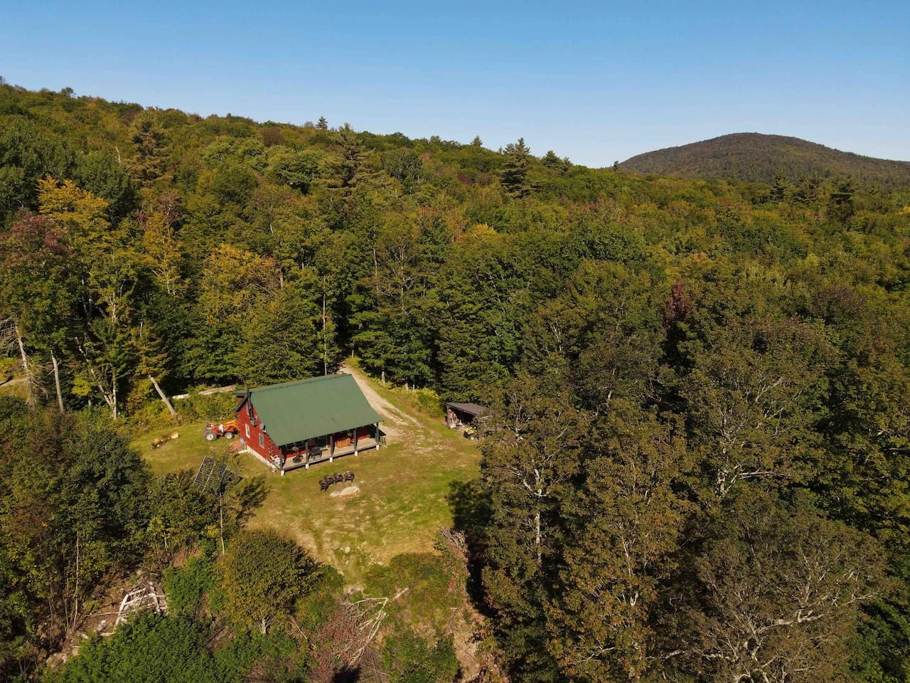 The EcoLodge - Hike, Stargaze & Cozy Fires