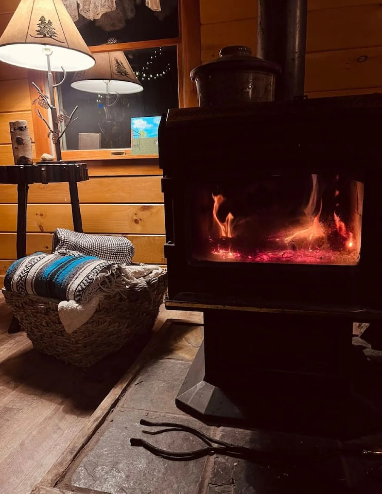 Living room - Image 2