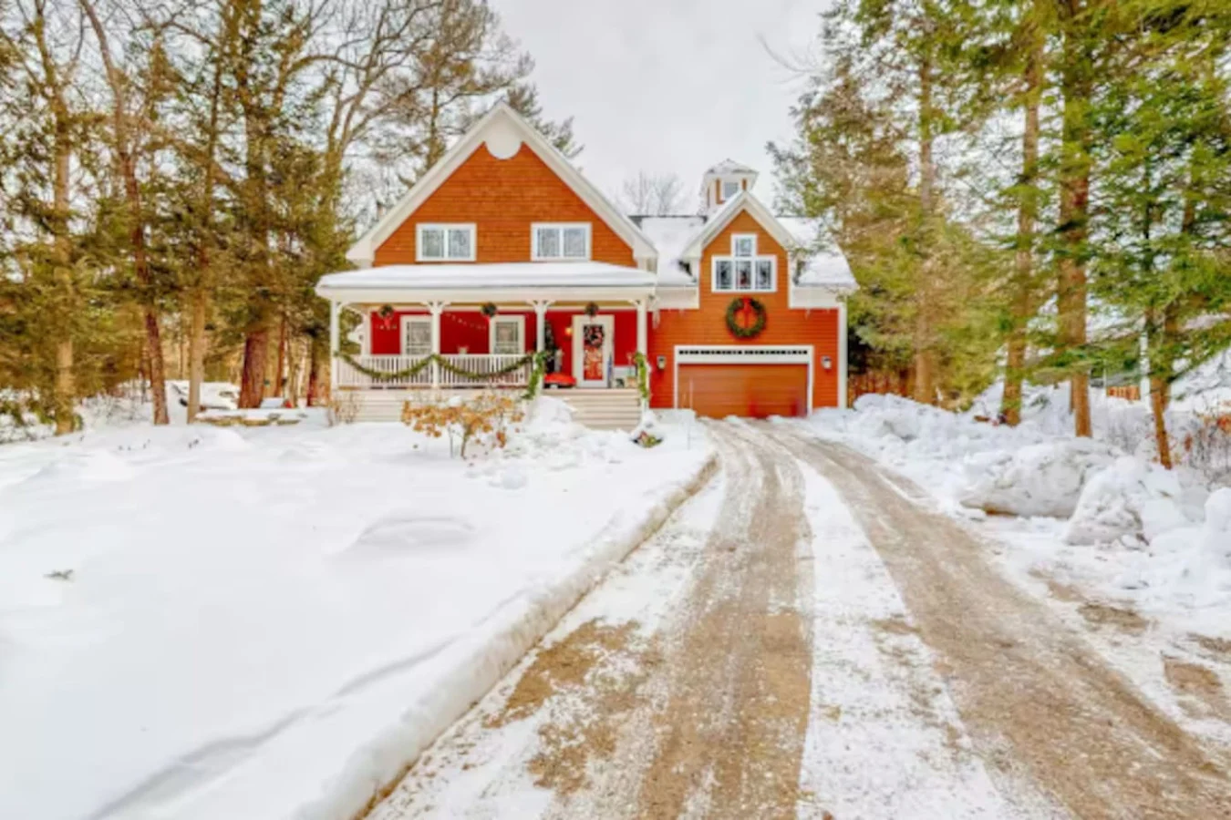 The Spa Loft at Crescent Lake