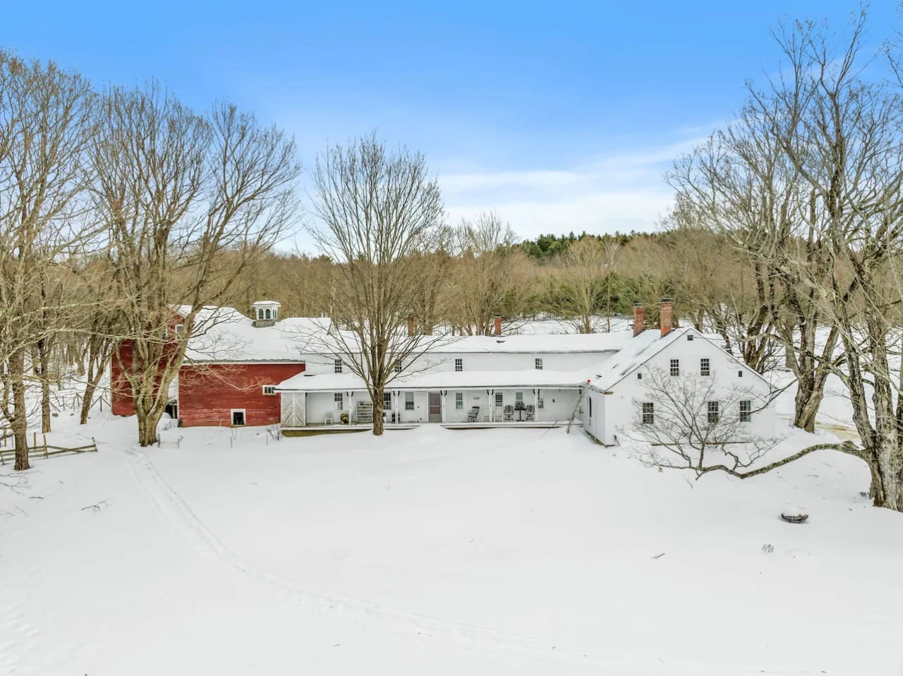 Rustic Beauty, Cozy Fireplace, Mini Cows & Mountain Views