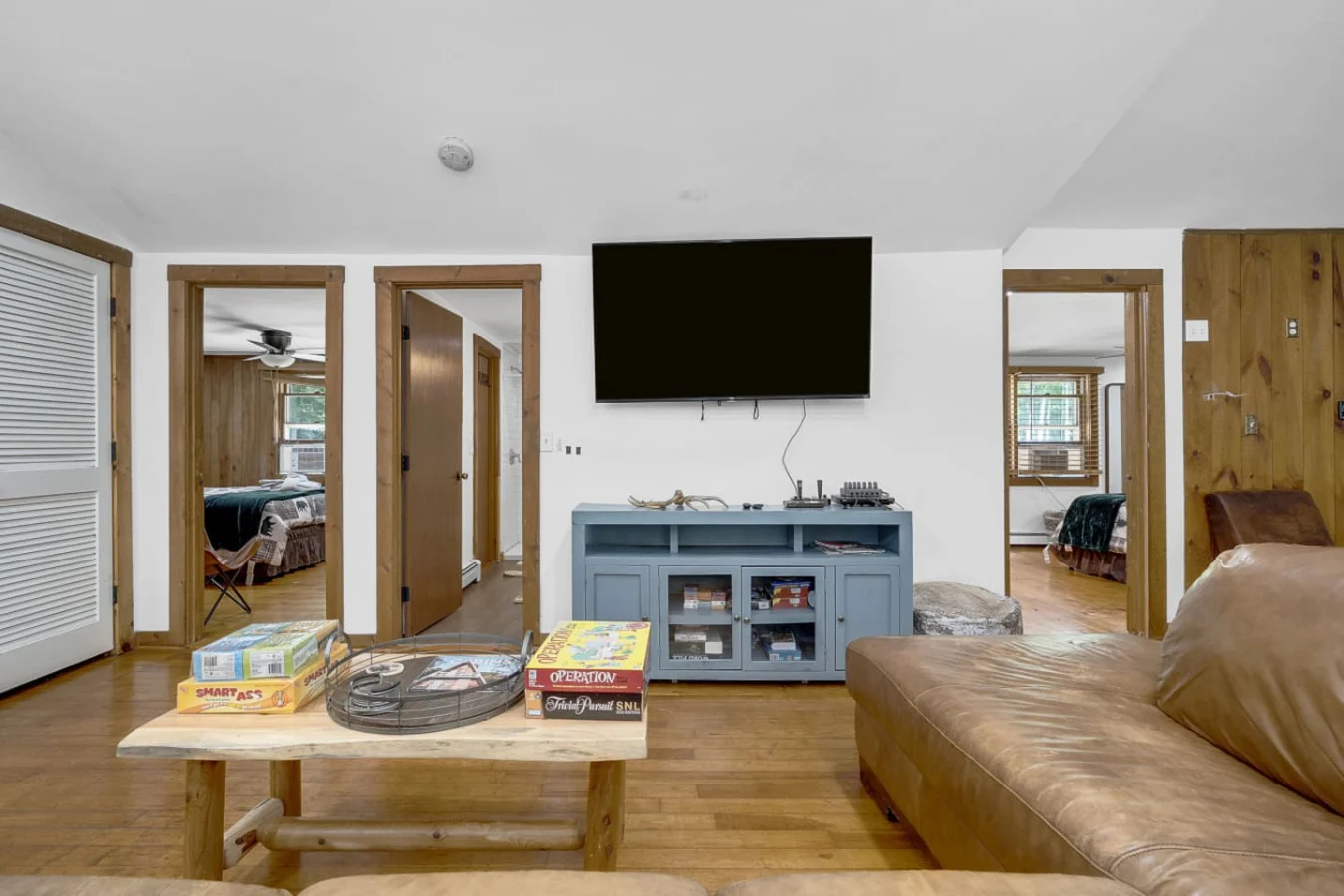 Living room - Image 6