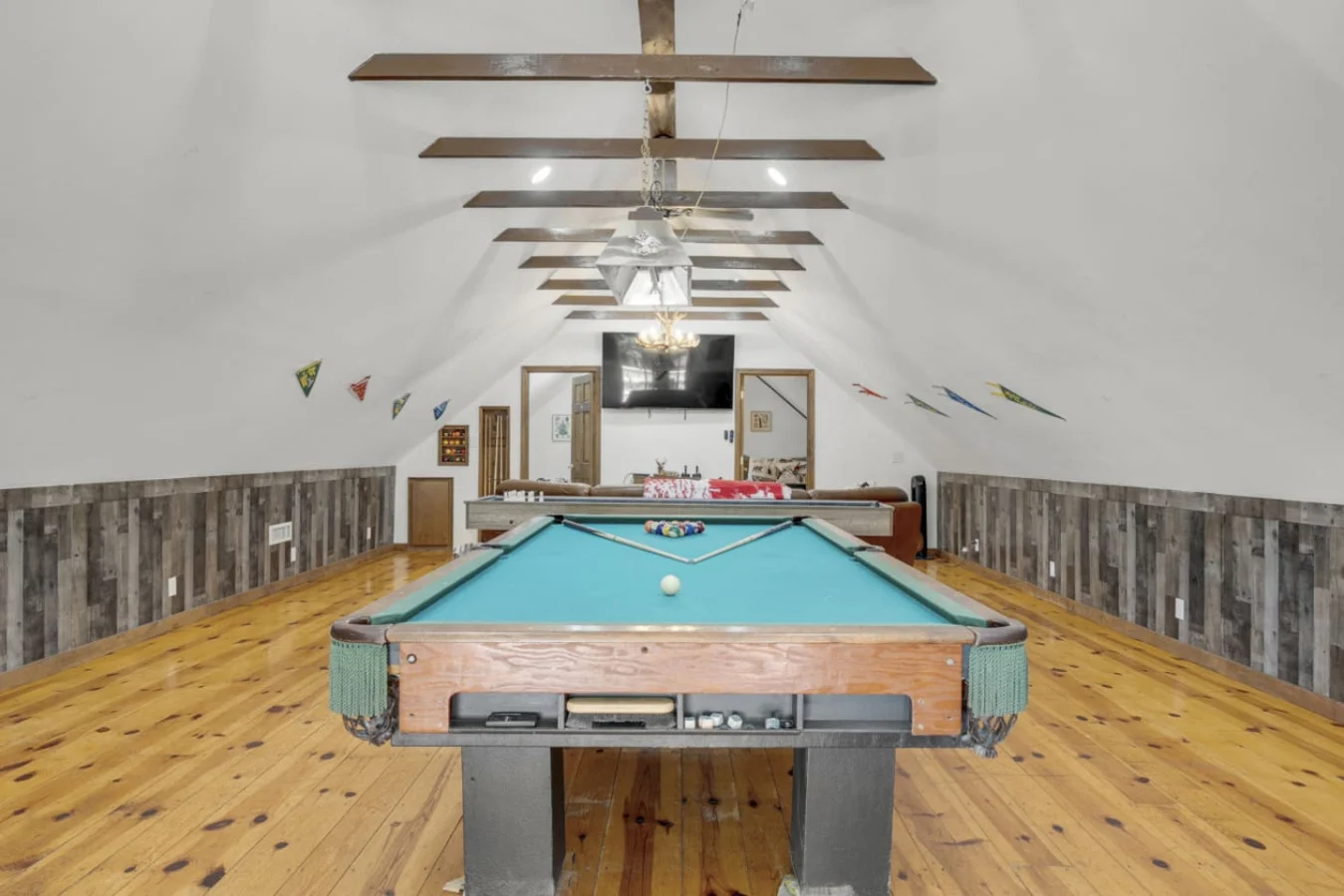 Game room - Image 8