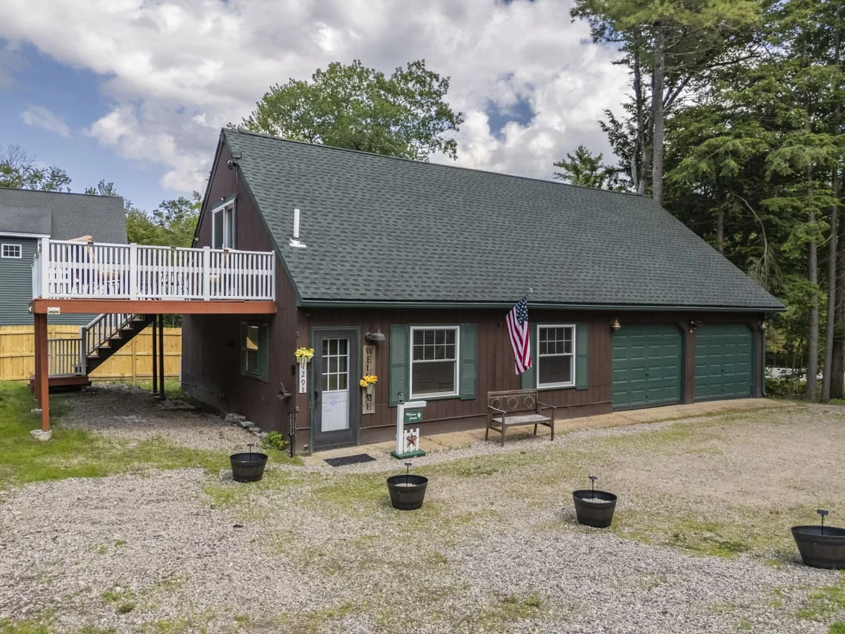 Twin Pines Retreat – Lake, Firepit & Games