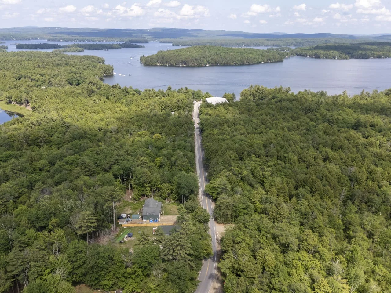 Twin Pines Retreat – Lake, Firepit & Games