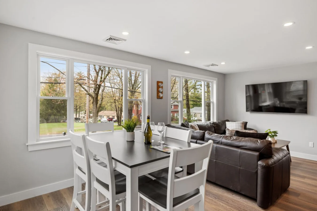 Living room - Image 1