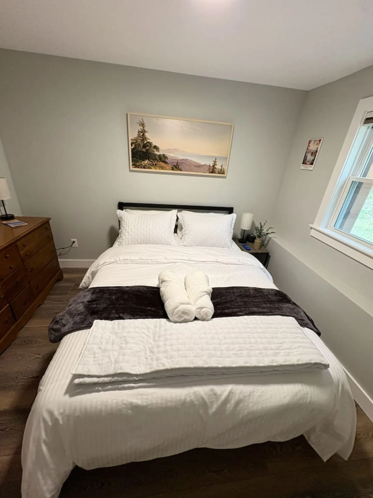 Bedroom 1 - Image 10