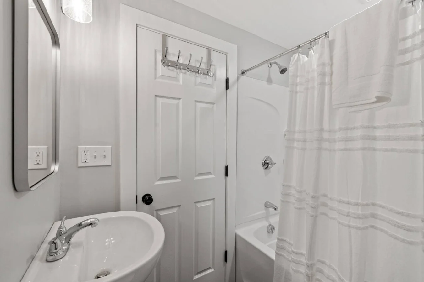 Bathroom 1 - Image 1