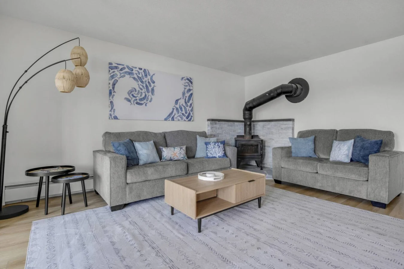 Living room - Image 8