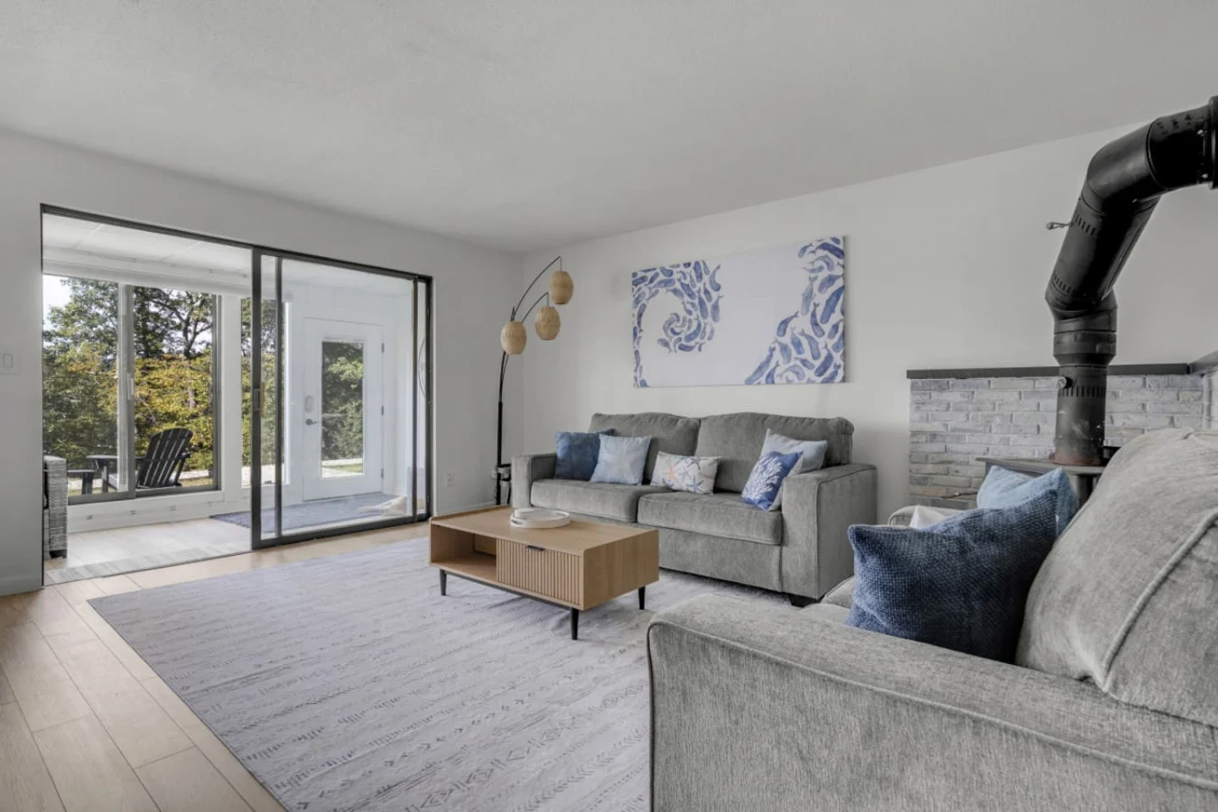 Waterfront Condo - Panoramic Views, Tennis & Beach