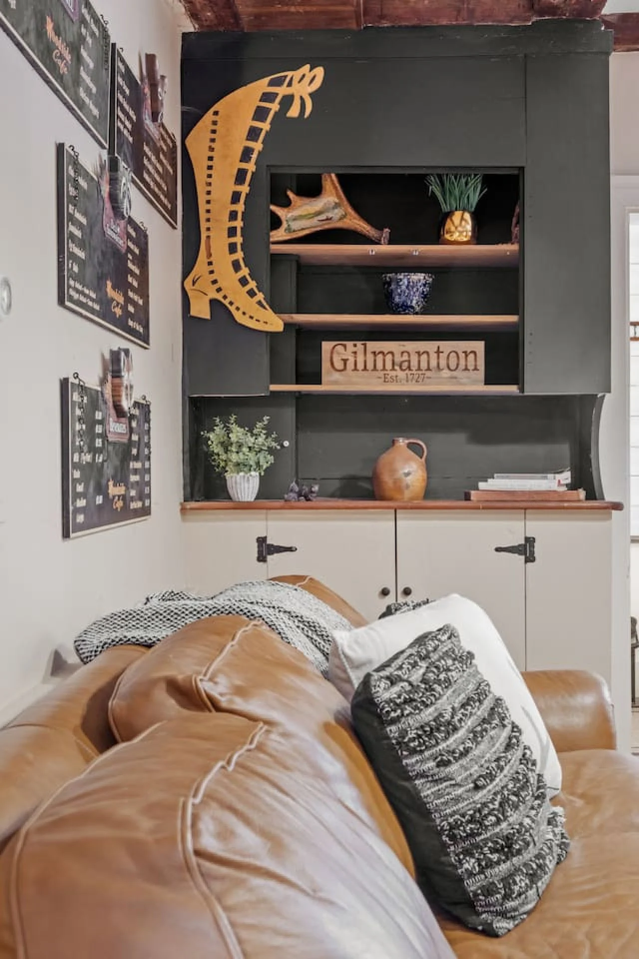 Living room - Image 9