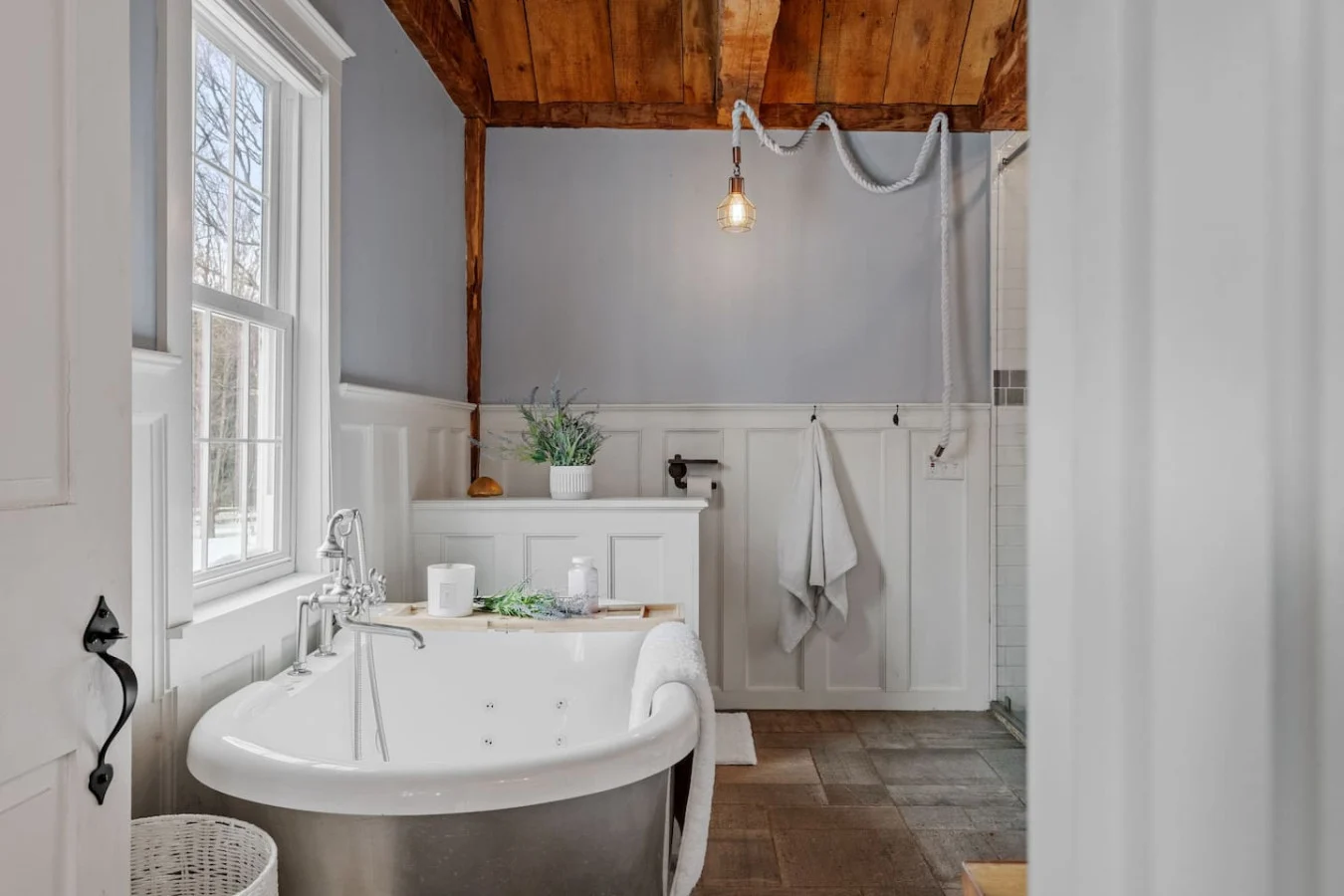 Bathroom 1 - Image 2