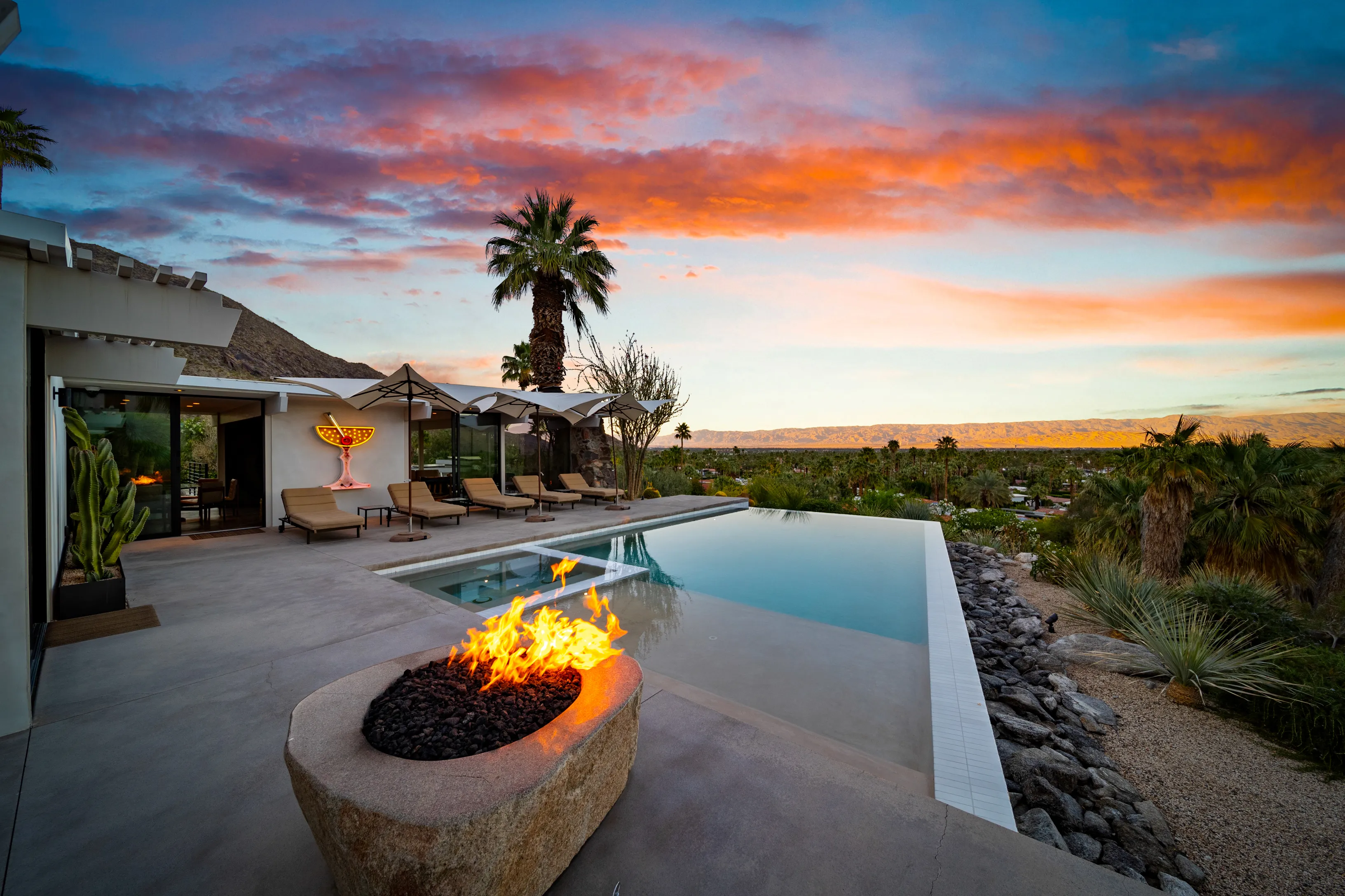 Estate Luxe Ridge Hideaway