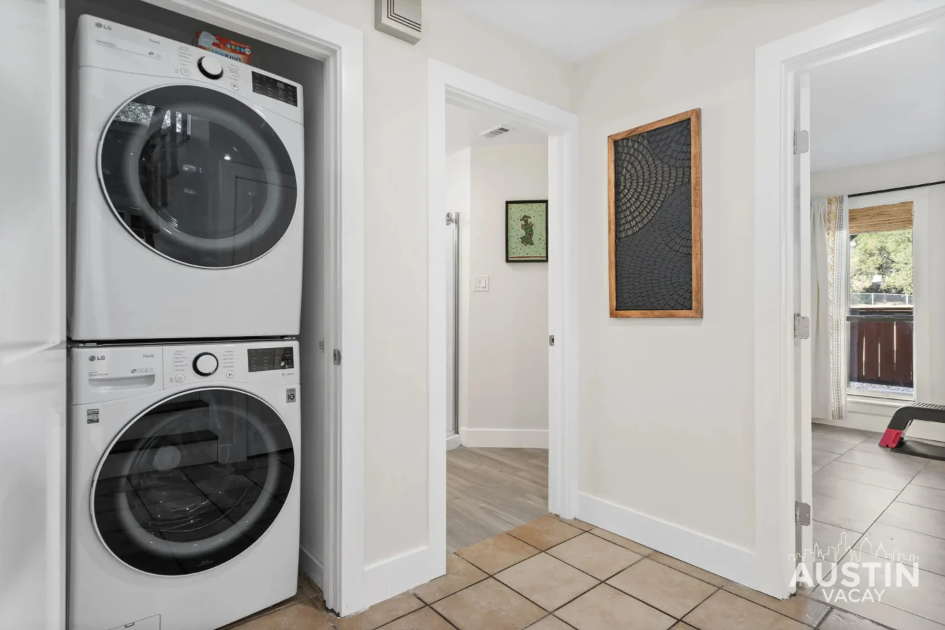 Common area - Image 12